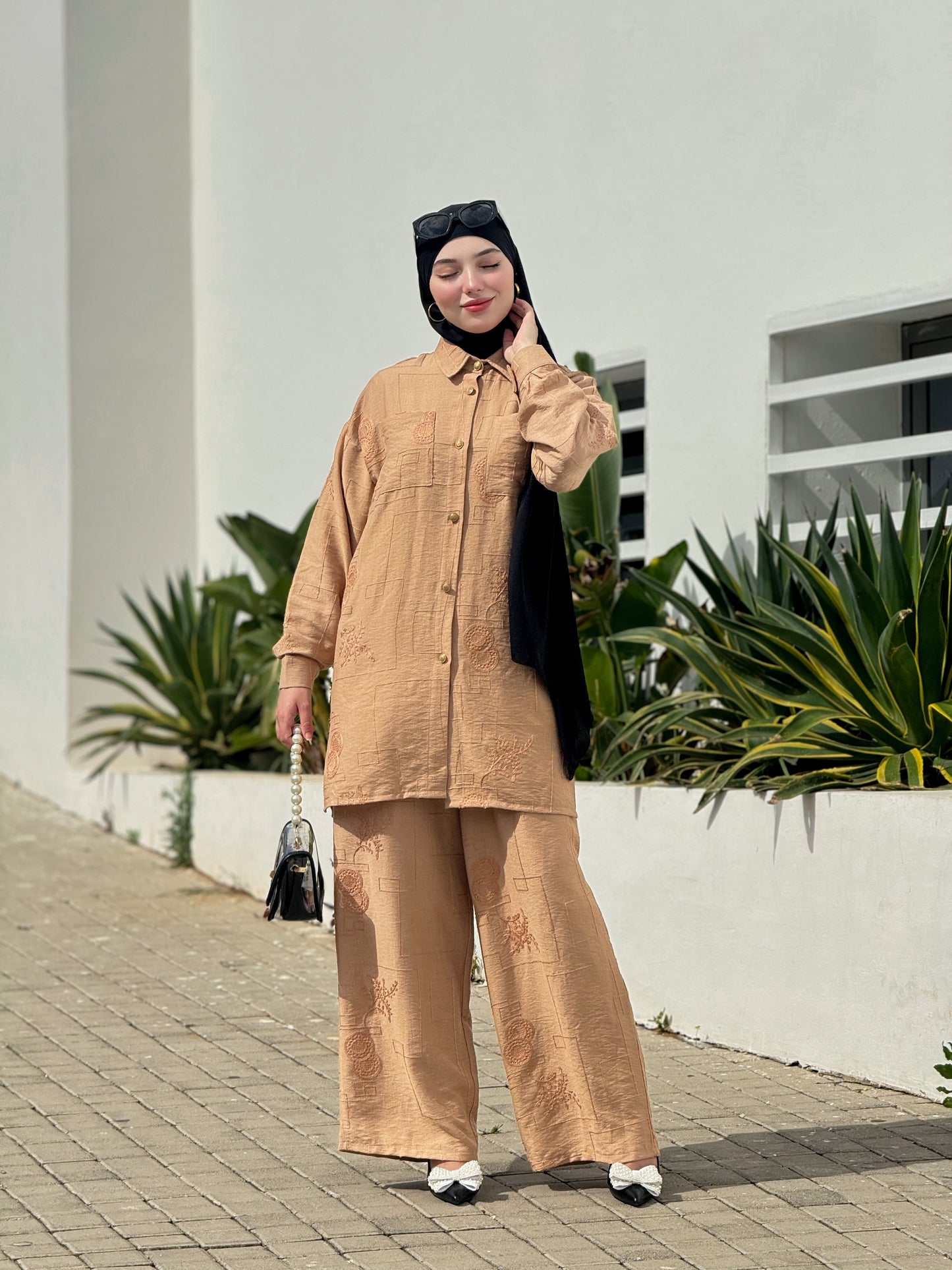 Ensemble Noor beige